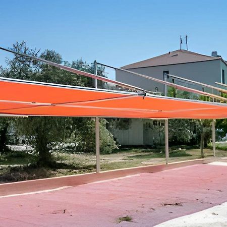 Villa Elista Astris Bagian luar foto