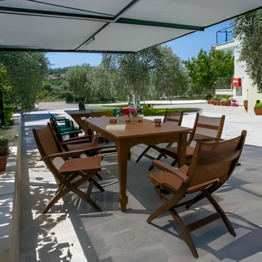Villa Elista Astris Bagian luar foto